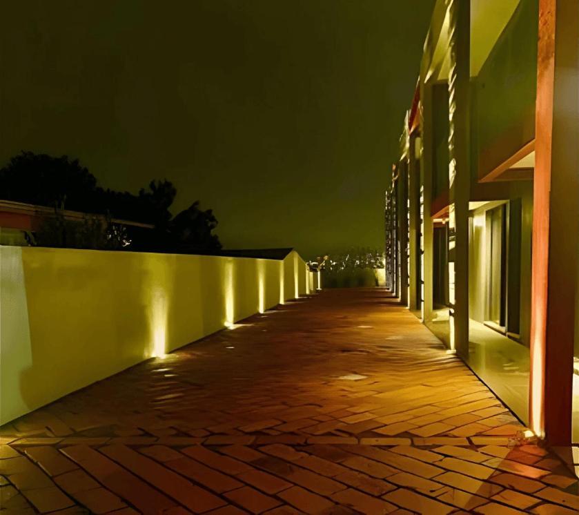 Studios Exclusivos Em Frente A Fundaparque, Em Bento Goncalves Luaran gambar